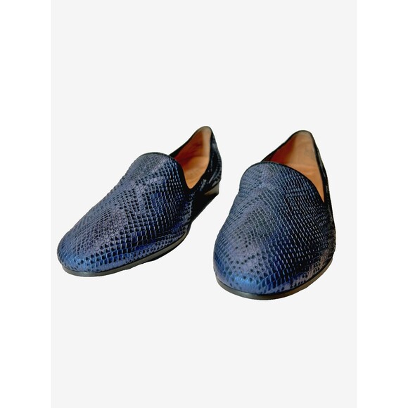 Vionic Shoes - EUC Host Pick 🎉 Vionic Leather Willa II Slip On Loafers Metallic Snake $130 MSRP